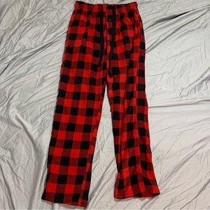 Follow me Plaid pattern man’s pajama pants